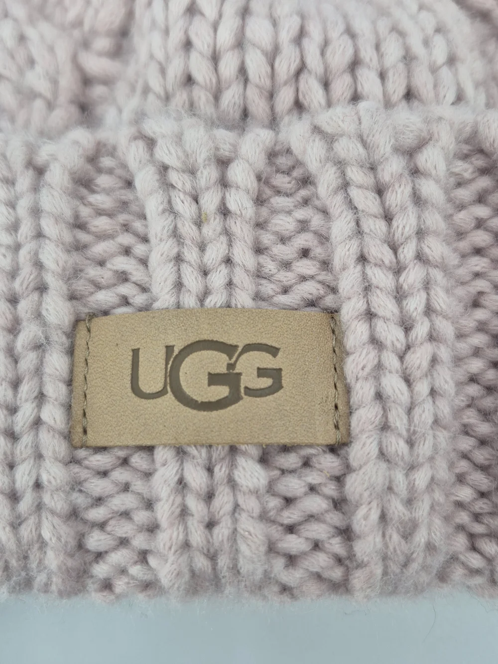UGG hat cable